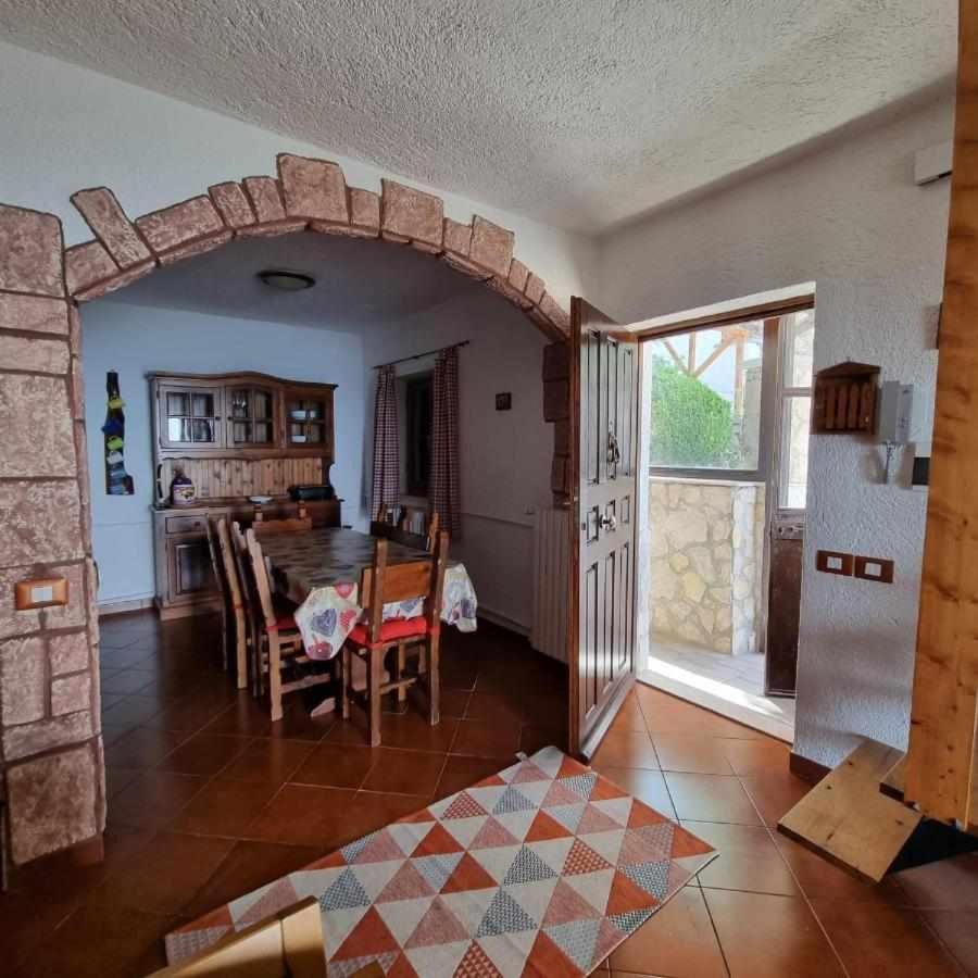 Casa Vacanza Le Viste Serrone ภายนอก รูปภาพ