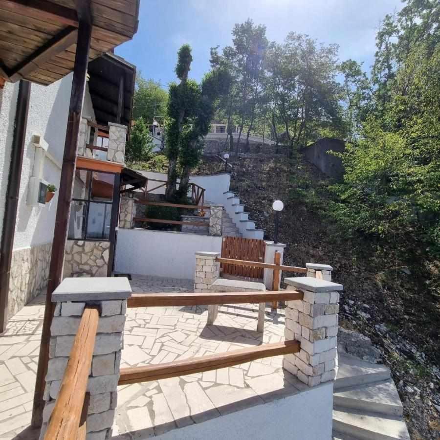 Casa Vacanza Le Viste Serrone ภายนอก รูปภาพ