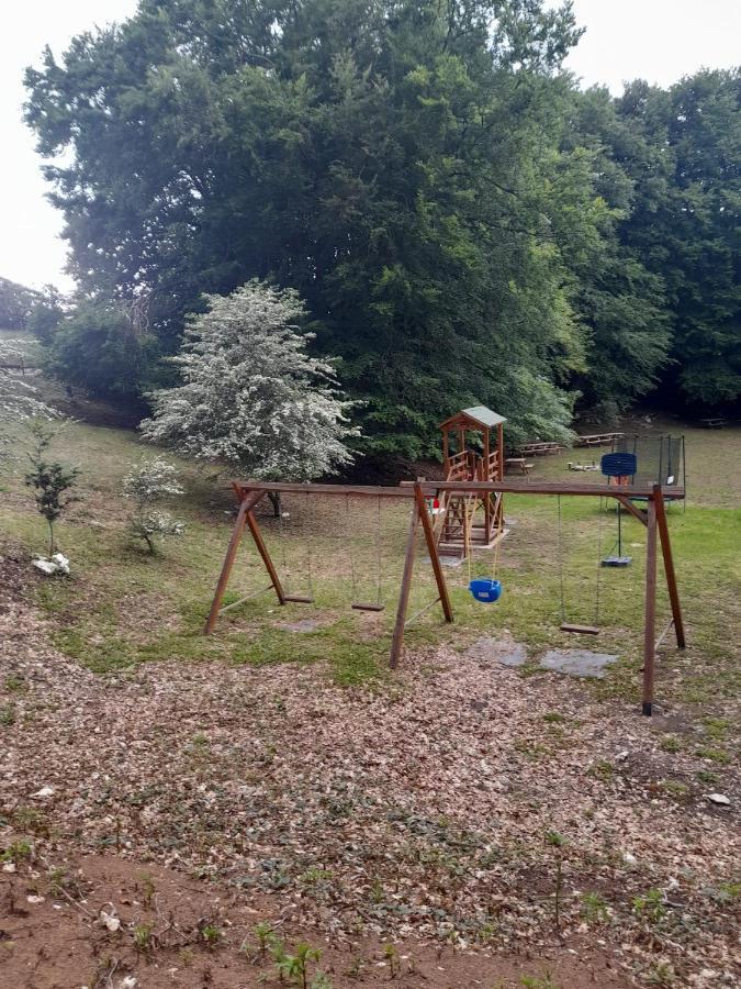 Casa Vacanza Le Viste Serrone ภายนอก รูปภาพ